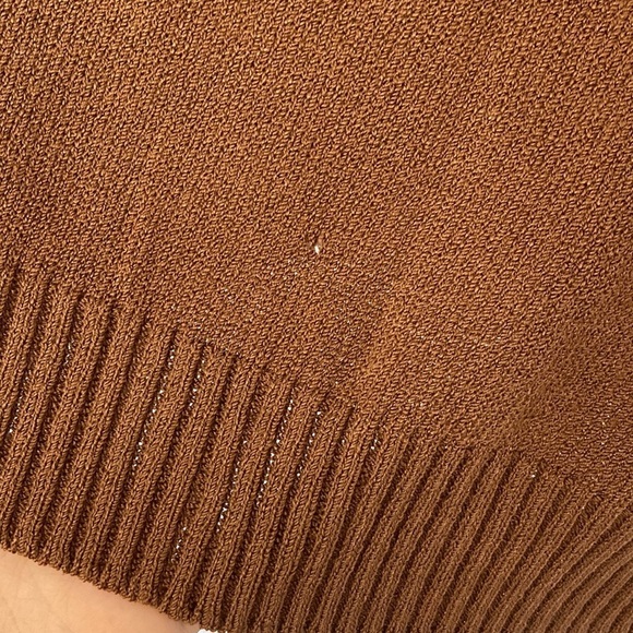 St. John Sport Wool Sweater Tank - Picture 3 of 7